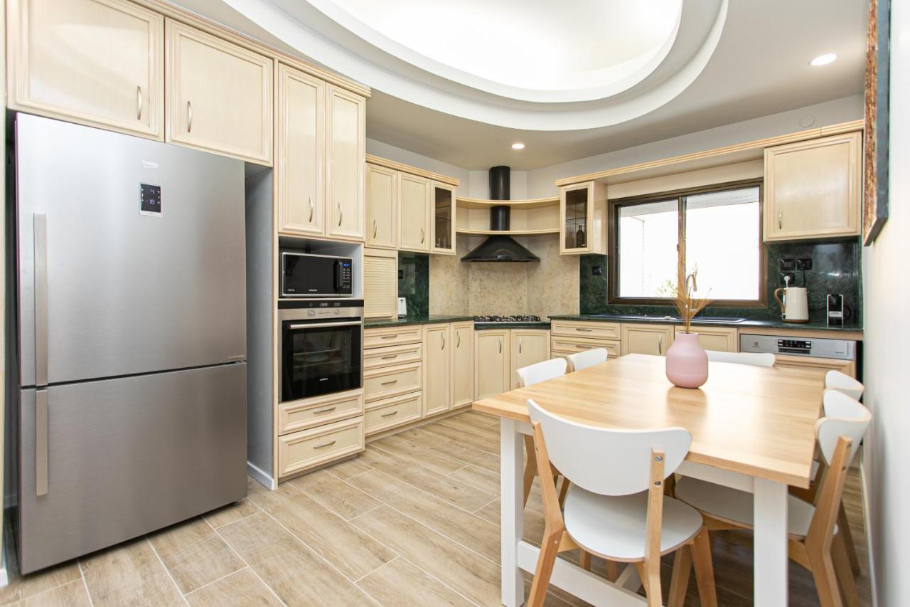 Carmel Boutique Apartments Haifa Bagian luar foto