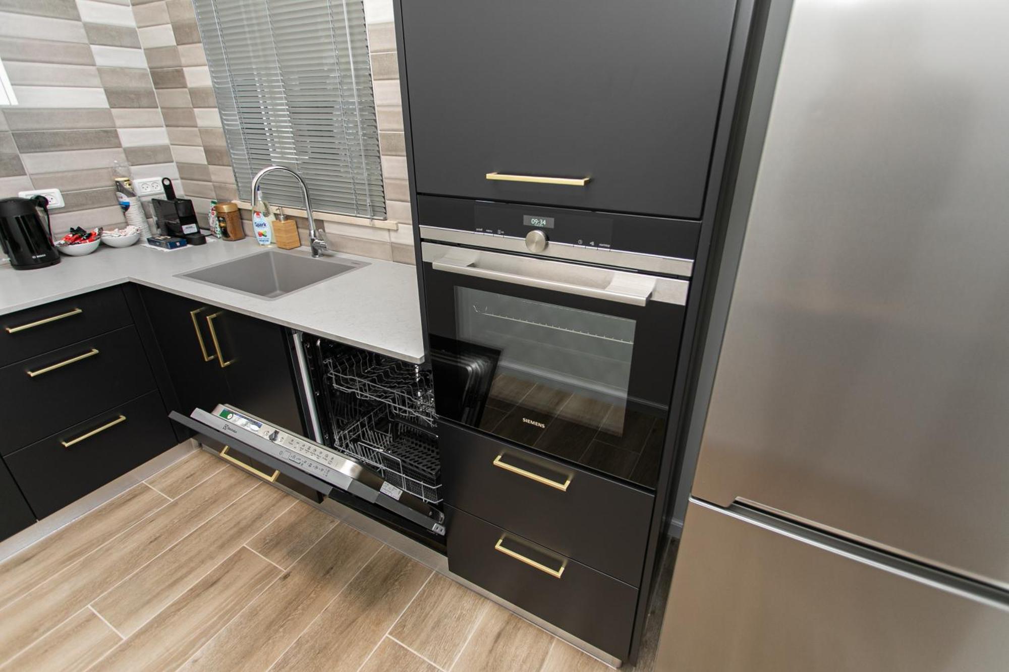 Carmel Boutique Apartments Haifa Ruang foto