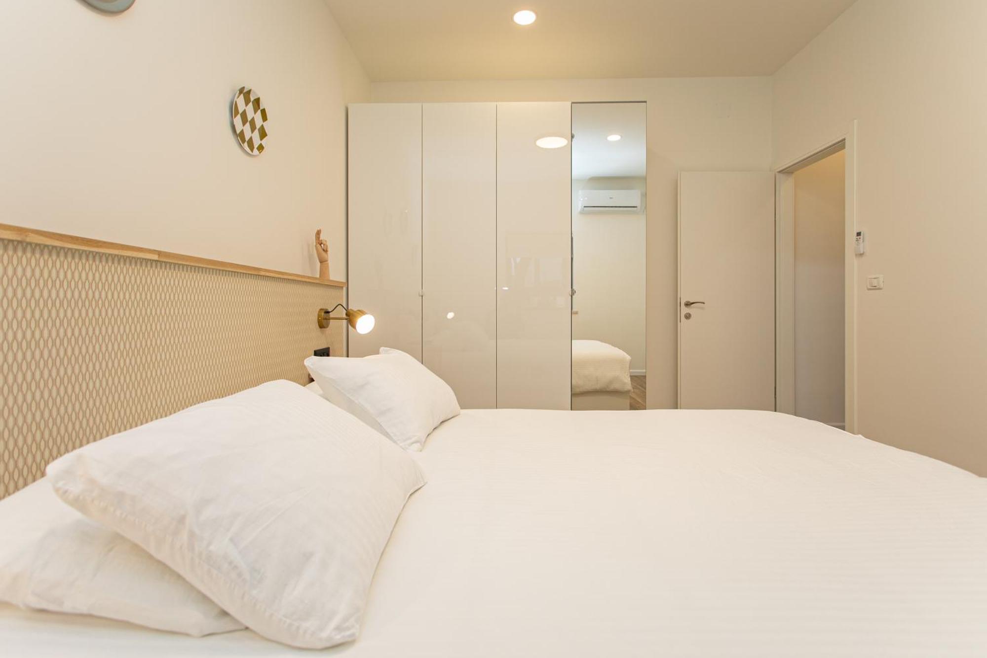 Carmel Boutique Apartments Haifa Ruang foto