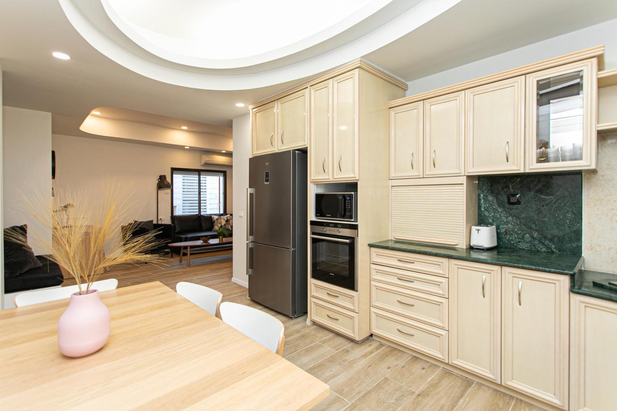 Carmel Boutique Apartments Haifa Ruang foto
